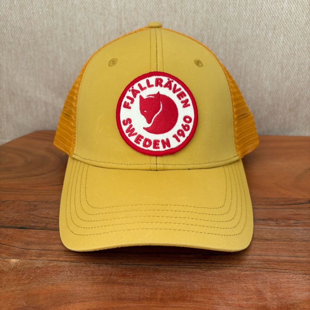 FJALLRAVEN L/XL Yellow Trucker Baseball Mesh Adjustable Cap Hat Gorpcore